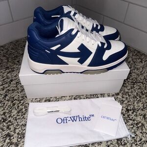 Off White